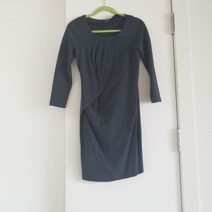 Gray DVF 3/4 sleeve knee length dress